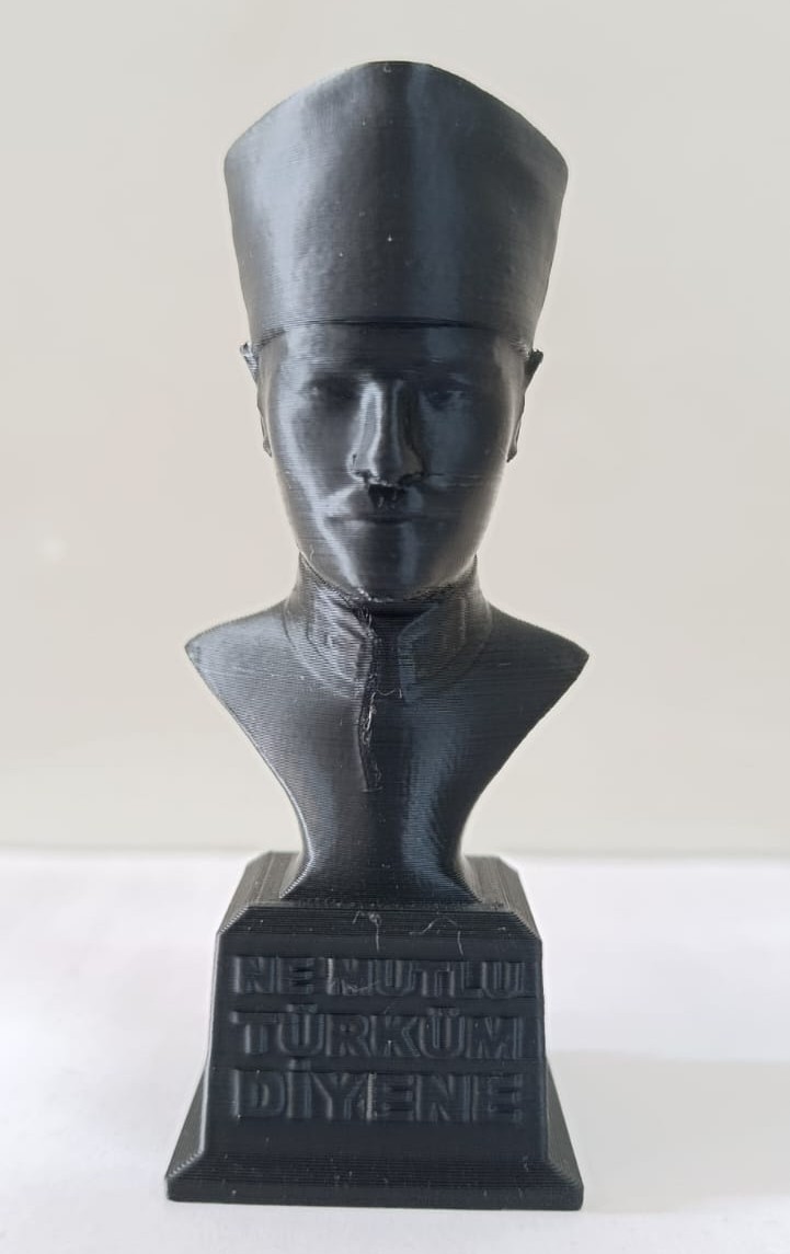 Atatürk Büstü